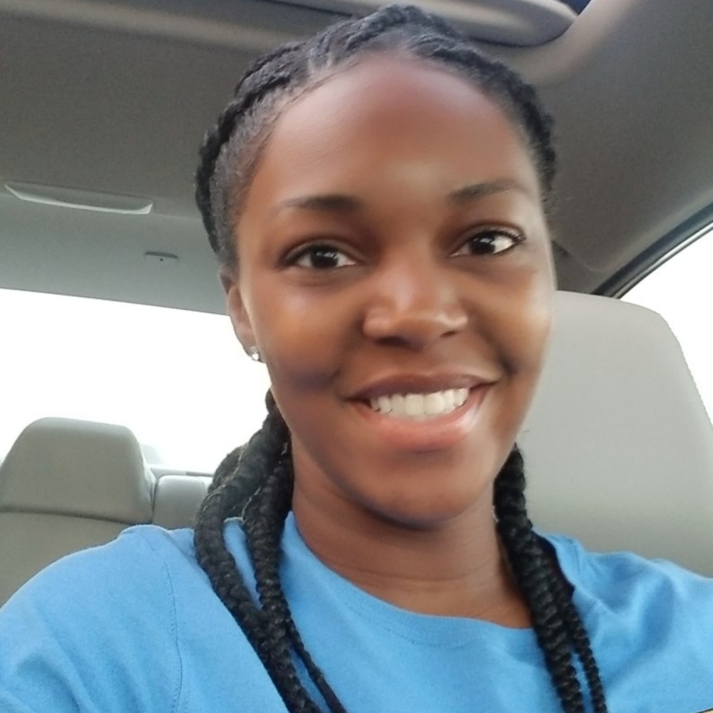 Meet your Posher, Precious